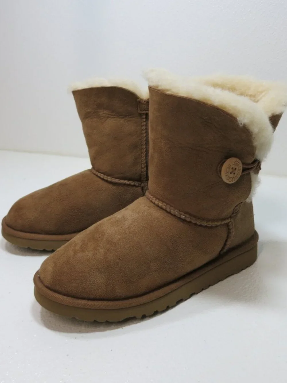 UGG Insulated Winter Boots #5991 Australia Kid's Winter Footwear Boot Shoes Sz 3